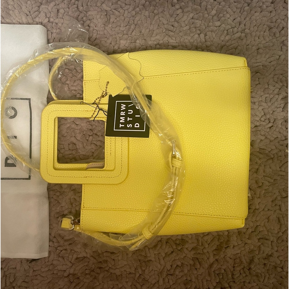 NWT - Leather shoulder bag